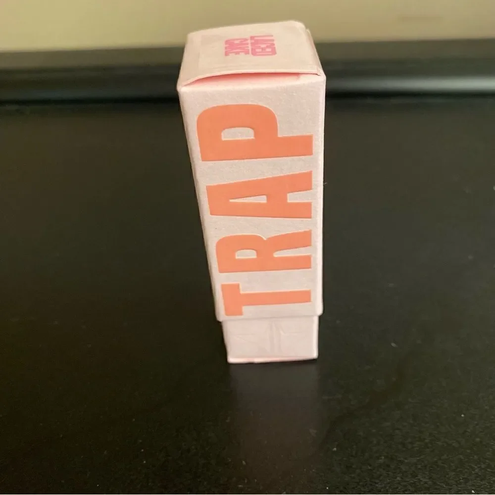 Jeffree Star Velvet Trap Lipstick Laced Cake Magnetic Case NIB PINK